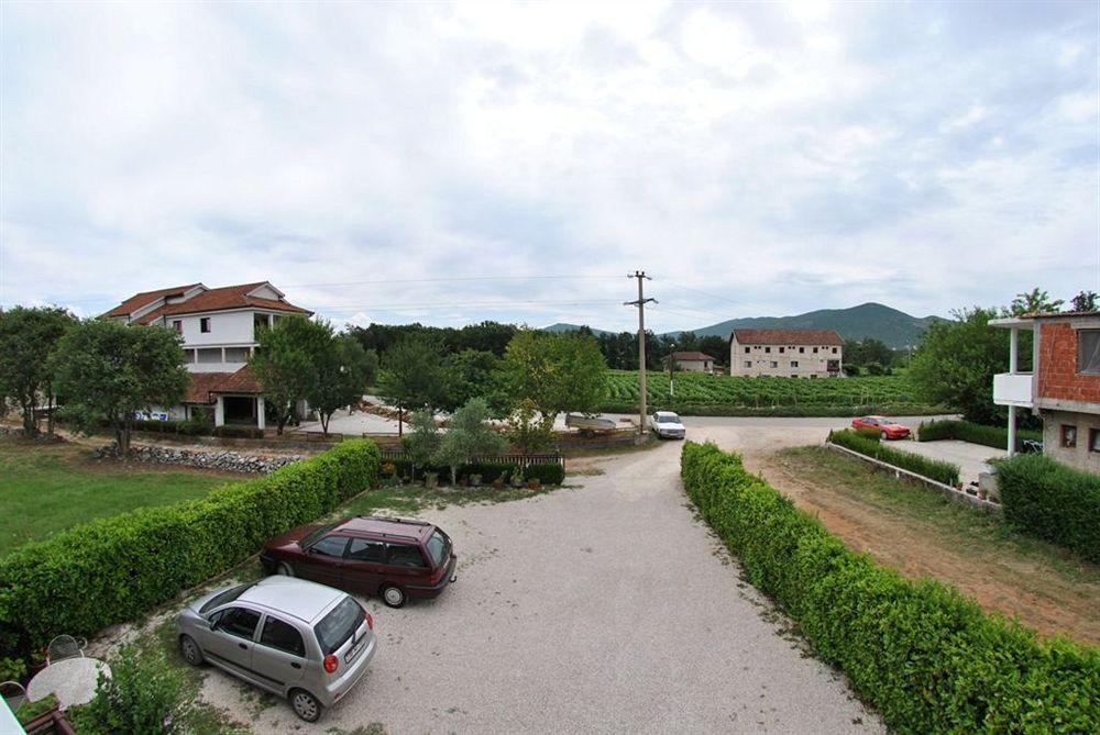 Pansion Ivanka Barac Medugorje Bagian luar foto